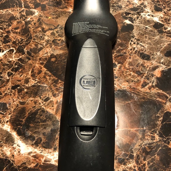 BendBroadband UEI 1090BC1 TV Cable Box Remote Control - Cleaned and Tested - Picture 3 of 6